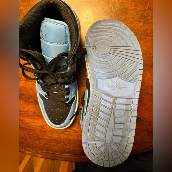 Air Jordan 1 Mid University Blue/Black-White - Picture 4 of 6